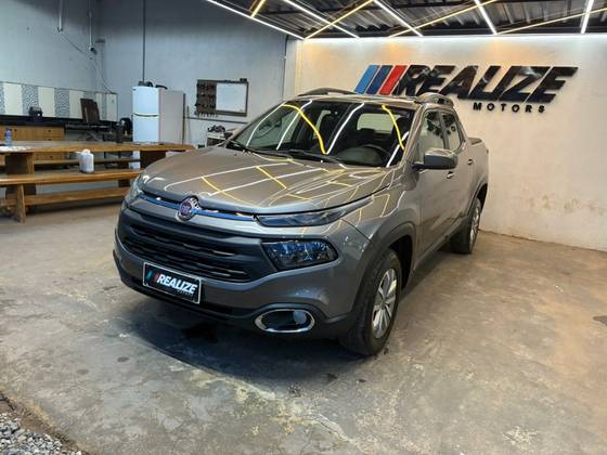 FIAT TORO 1.8 16V EVO FLEX FREEDOM AT6 FIAT TORO 1.8 16V EVO FLEX FREEDOM AT6